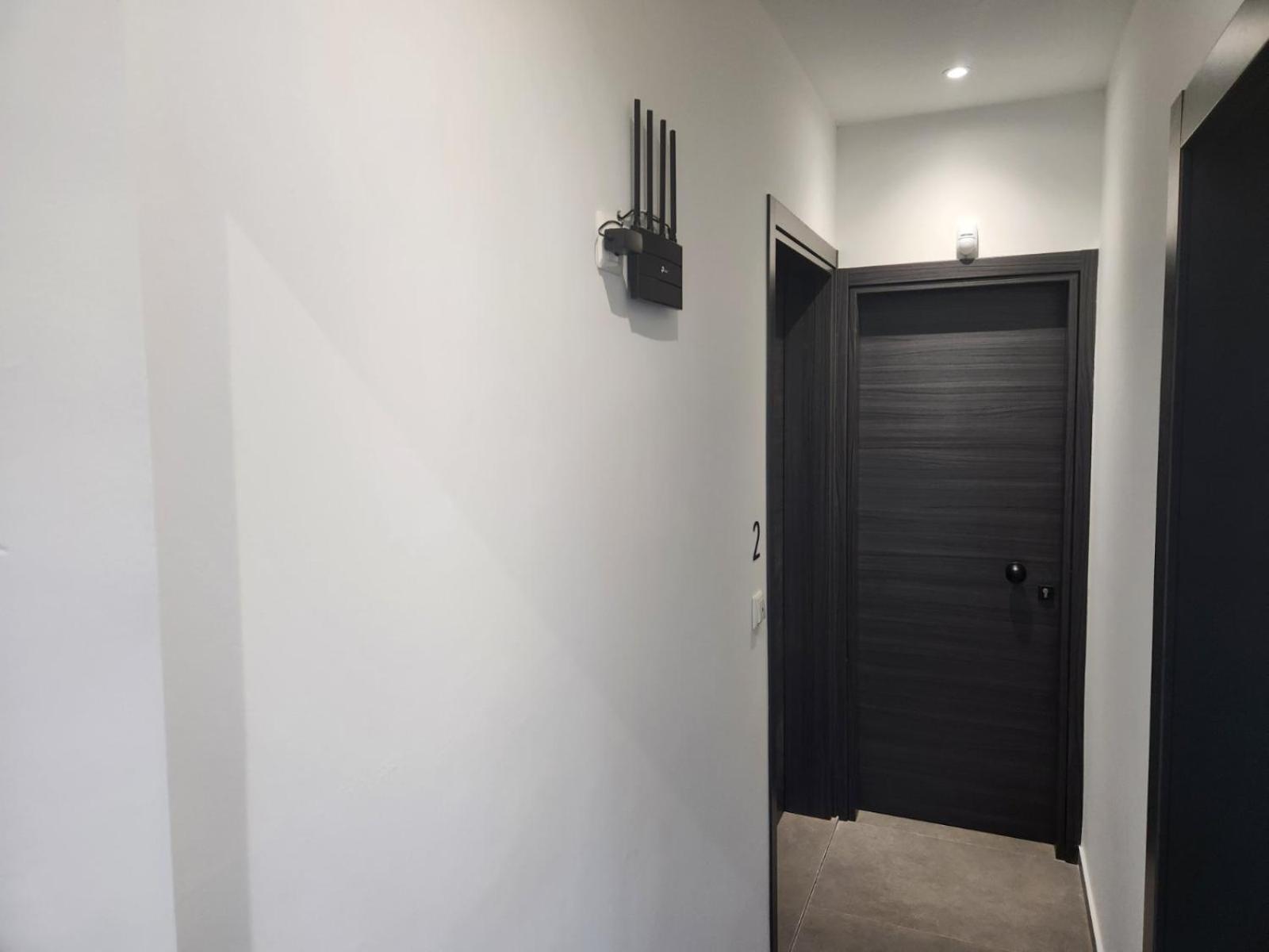 Pinecone Apartament *